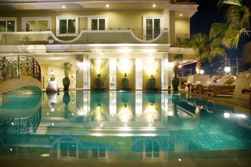 Lk Royal Suite Pattaja Kültér fotó