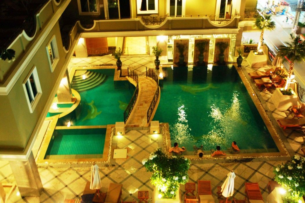 Lk Royal Suite Pattaja Kültér fotó