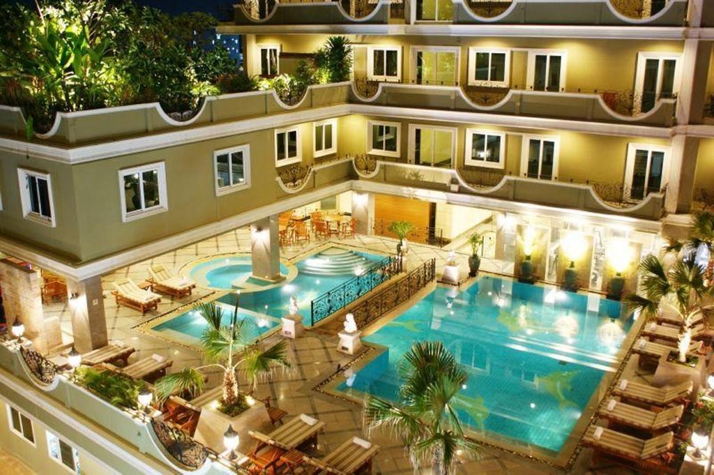 Lk Royal Suite Pattaja Kültér fotó