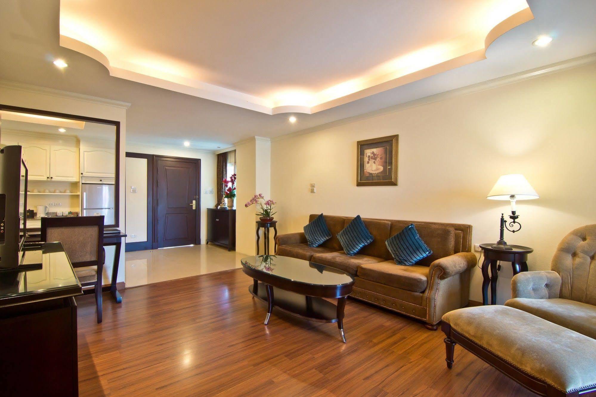 Lk Royal Suite Pattaja Kültér fotó