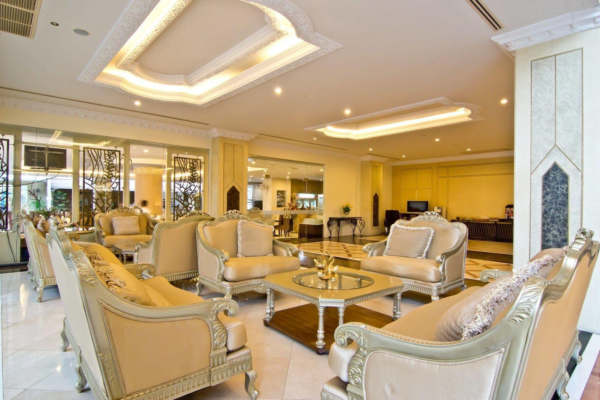 Lk Royal Suite Pattaja Kültér fotó
